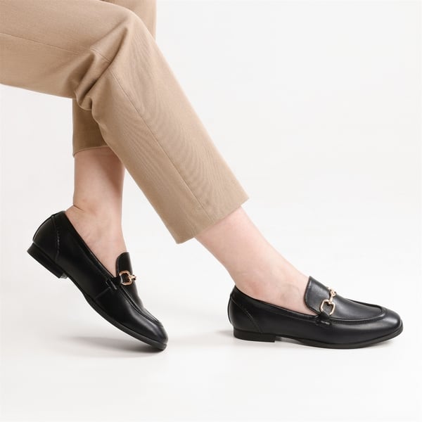 Women's Classic Horsebit Slip-On Loafers  - BLACK - 7